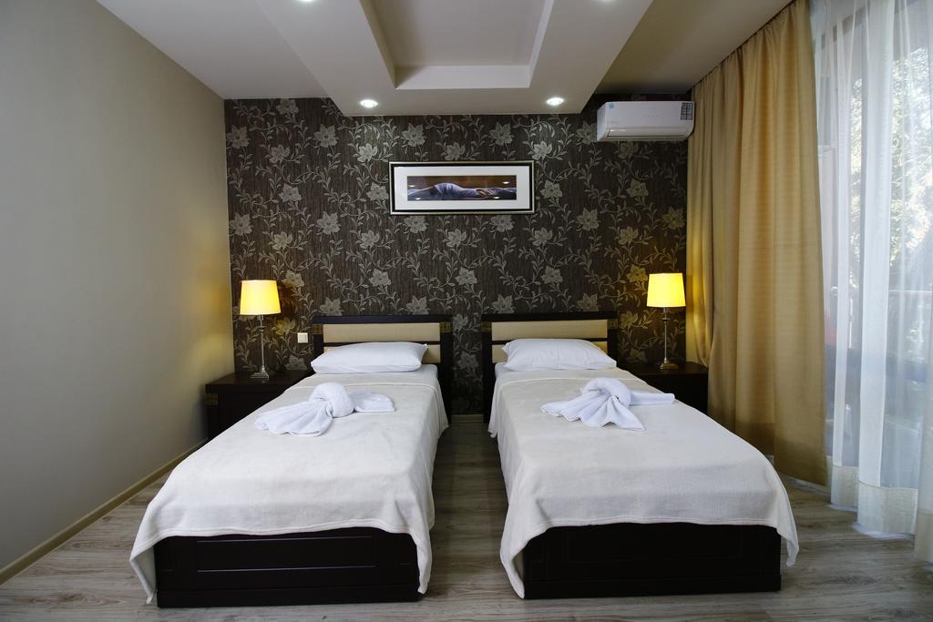 Sani Hotel Tbilissi Extérieur photo